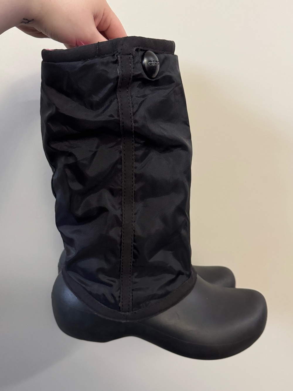 Crocs Claire women’s insulated waterproof rain snow pull on boots 💜